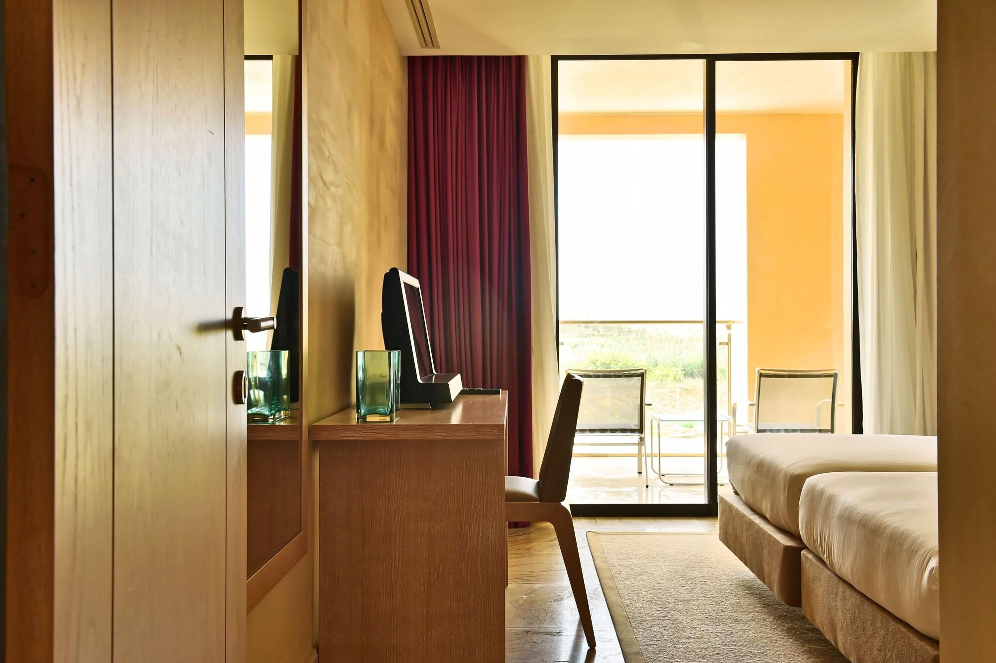 Отель Pestana Colombos Premium Club Порту-Санту Экстерьер фото