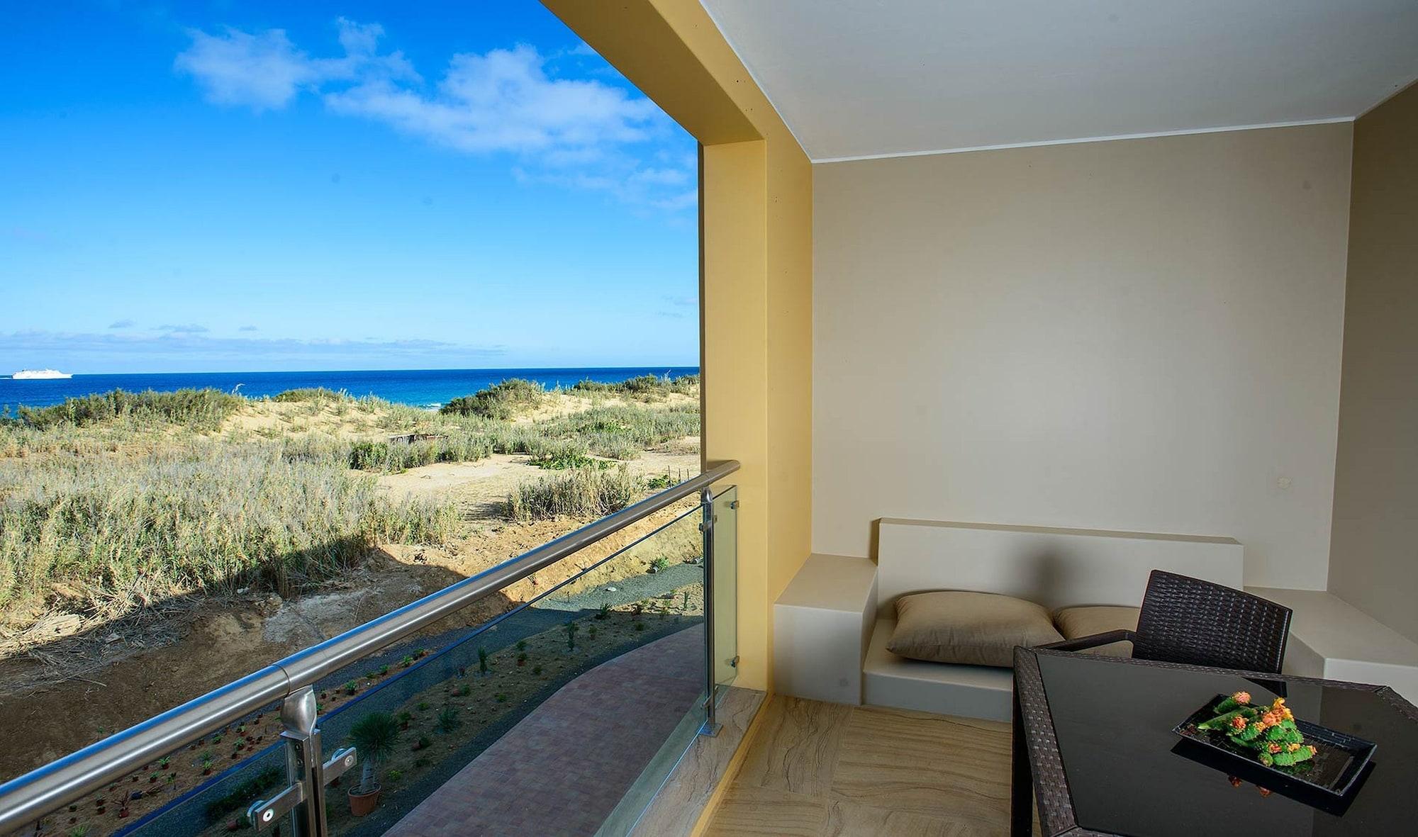 Отель Pestana Colombos Premium Club Порту-Санту Экстерьер фото